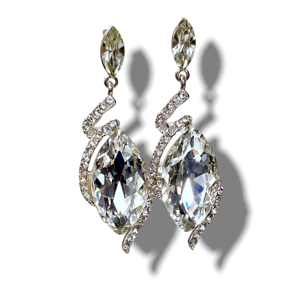 Beautiful marquise cut stone vintage-style NEW post earrings bridal formal dress